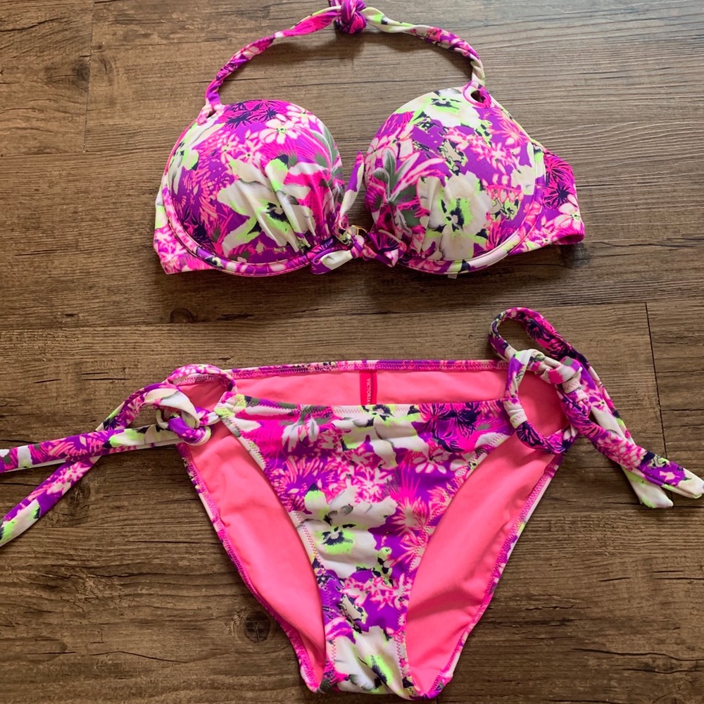 Floral Victoria Secret bikini